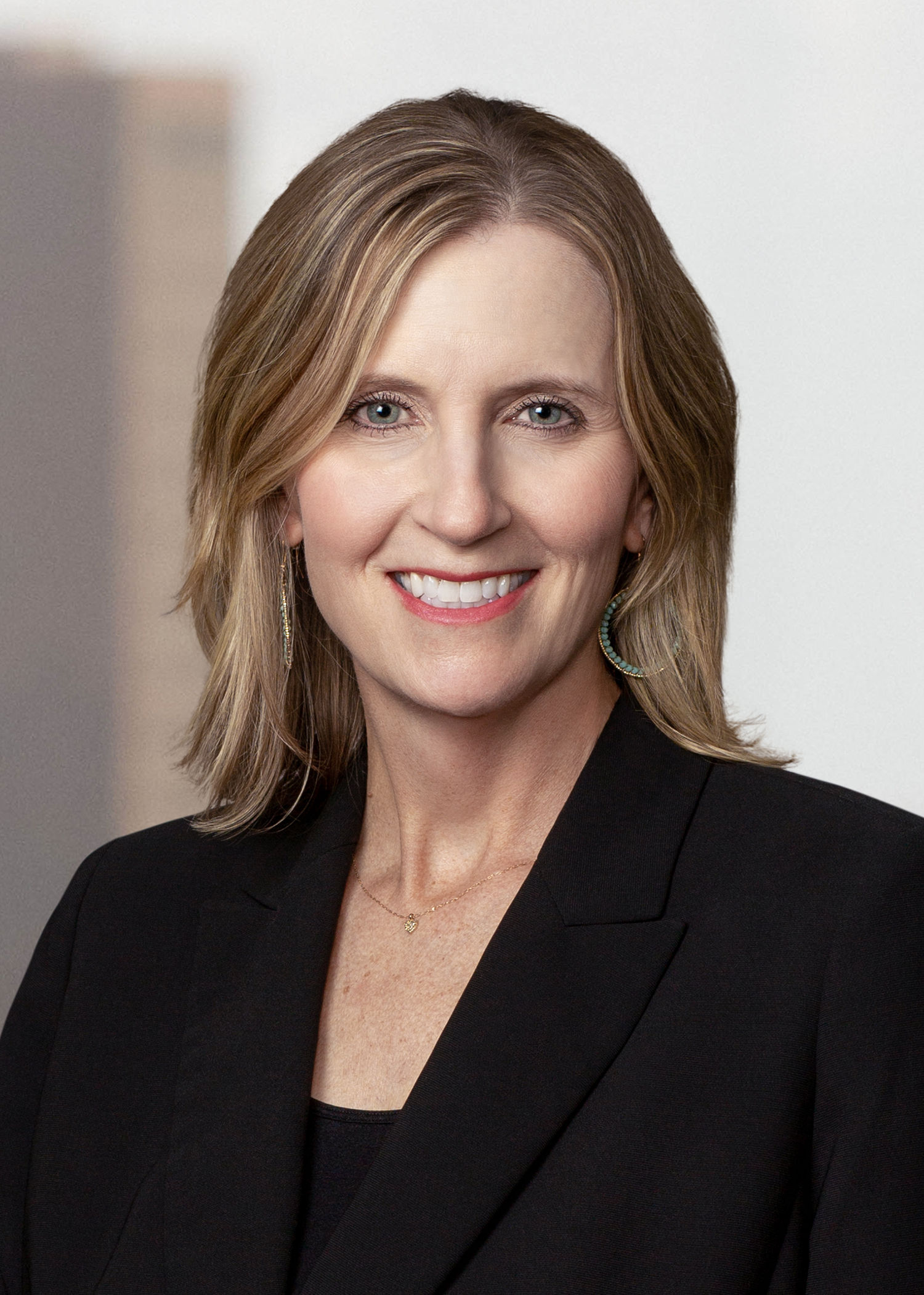 Laura E. Aguirre